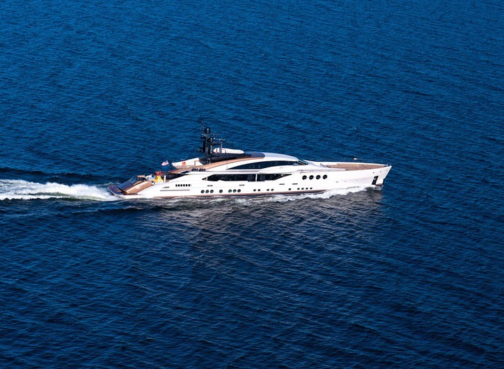 The 65m Yacht LADY M