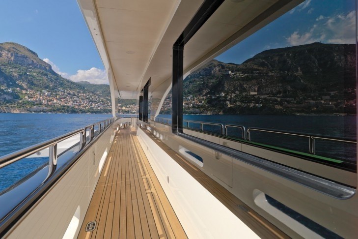 Exterior Profile On Yacht SILVER ANGEL
