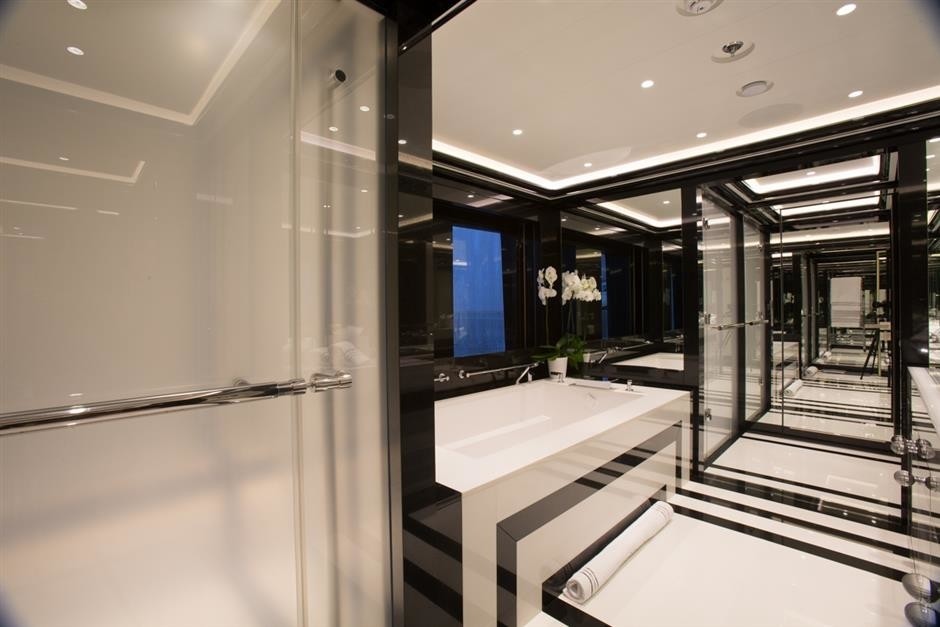 The 66m Yacht OKTO
