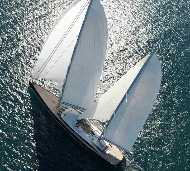 Cruising Under Sail On Yacht VERTIGO