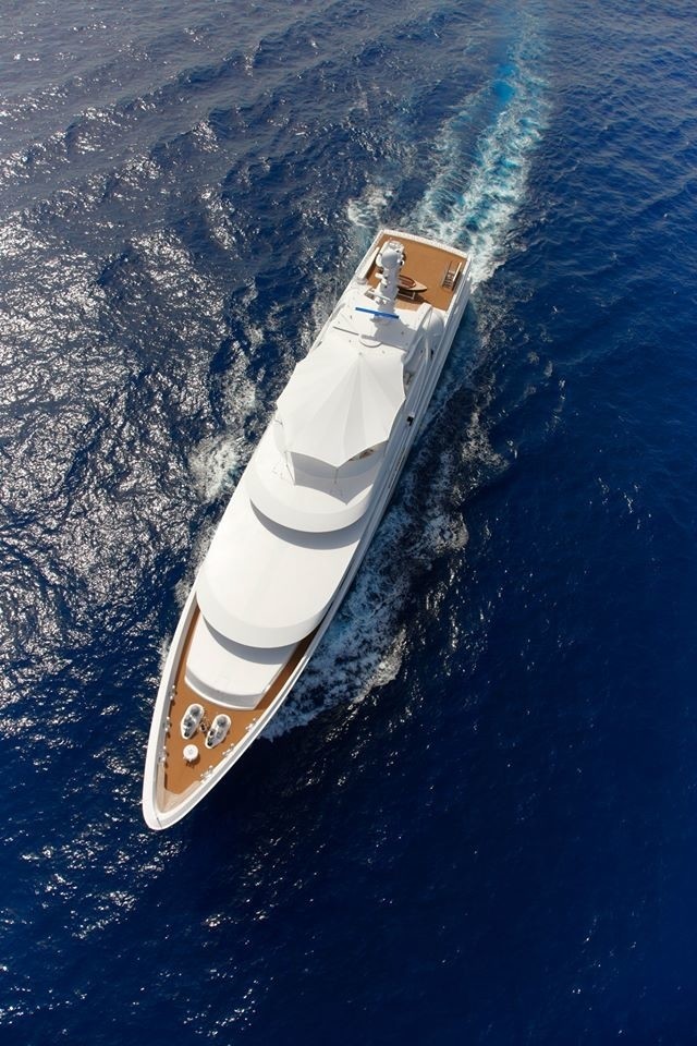 The 68m Yacht LADY CHRISTINE