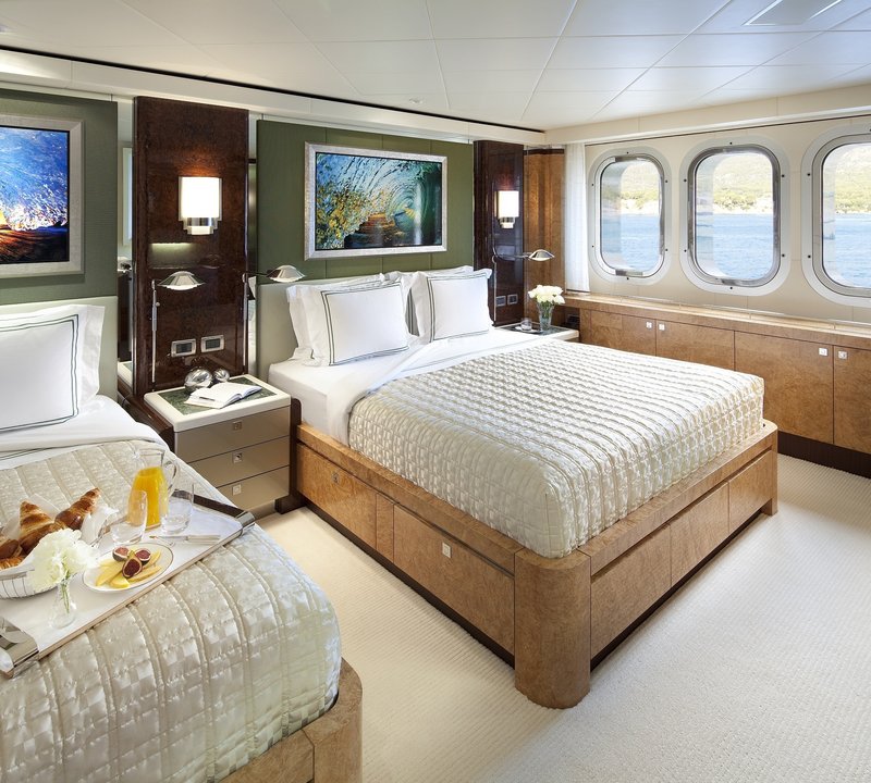 Twin Bed Cabin Aboard Yacht SYCARA V