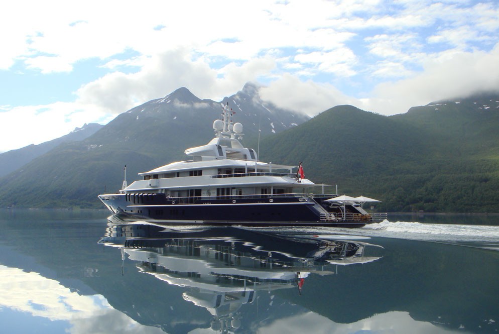 The 68m Yacht TRIPLE SEVEN