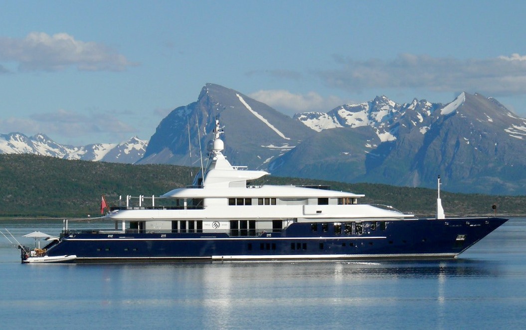 The 68m Yacht TRIPLE SEVEN