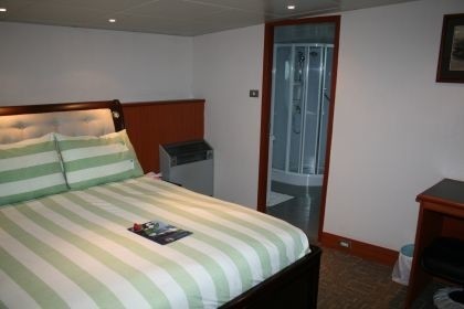 Green: Yacht SARSEN's Guest's Cabin Photograph