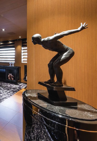 Art On Yacht SUERTE
