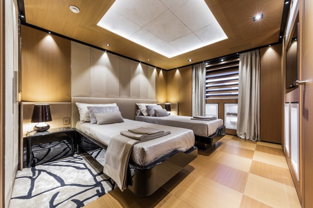 Twin Bed Cabin On Yacht SUERTE