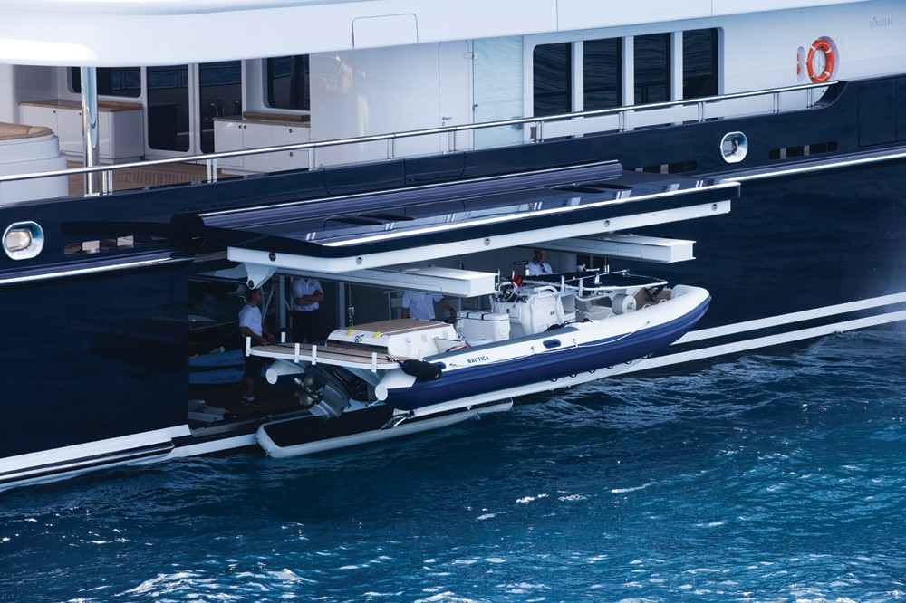 The 70m Yacht MARTHA ANN