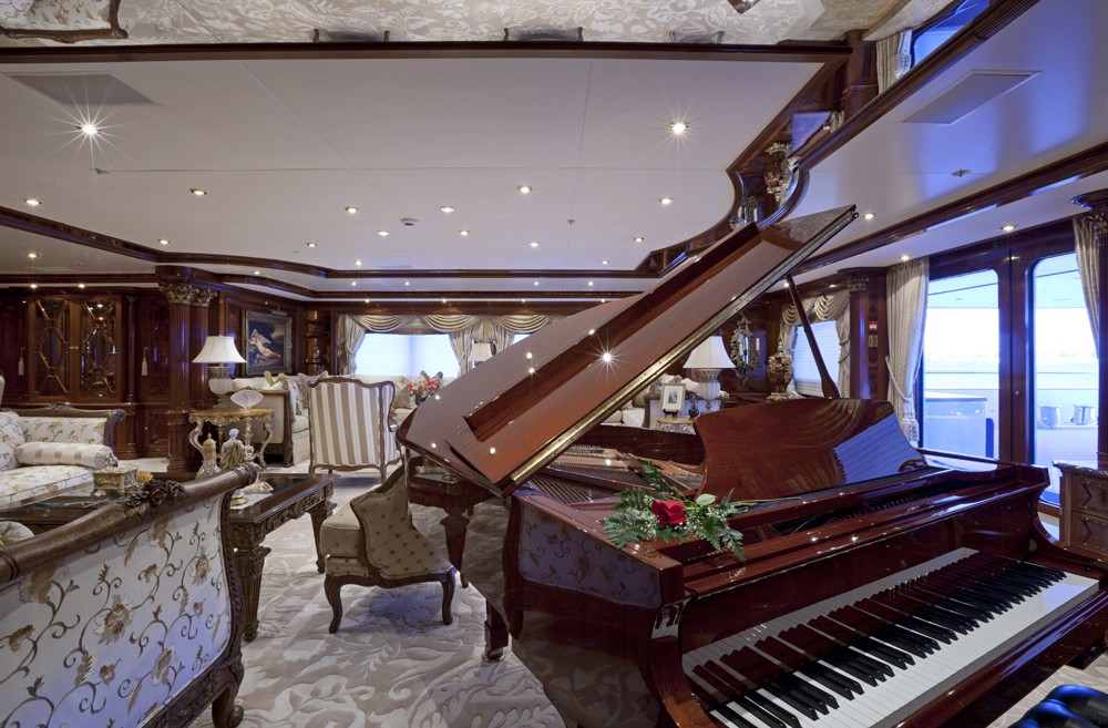 The 70m Yacht MARTHA ANN