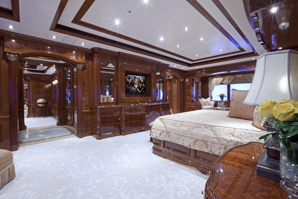 The 70m Yacht MARTHA ANN