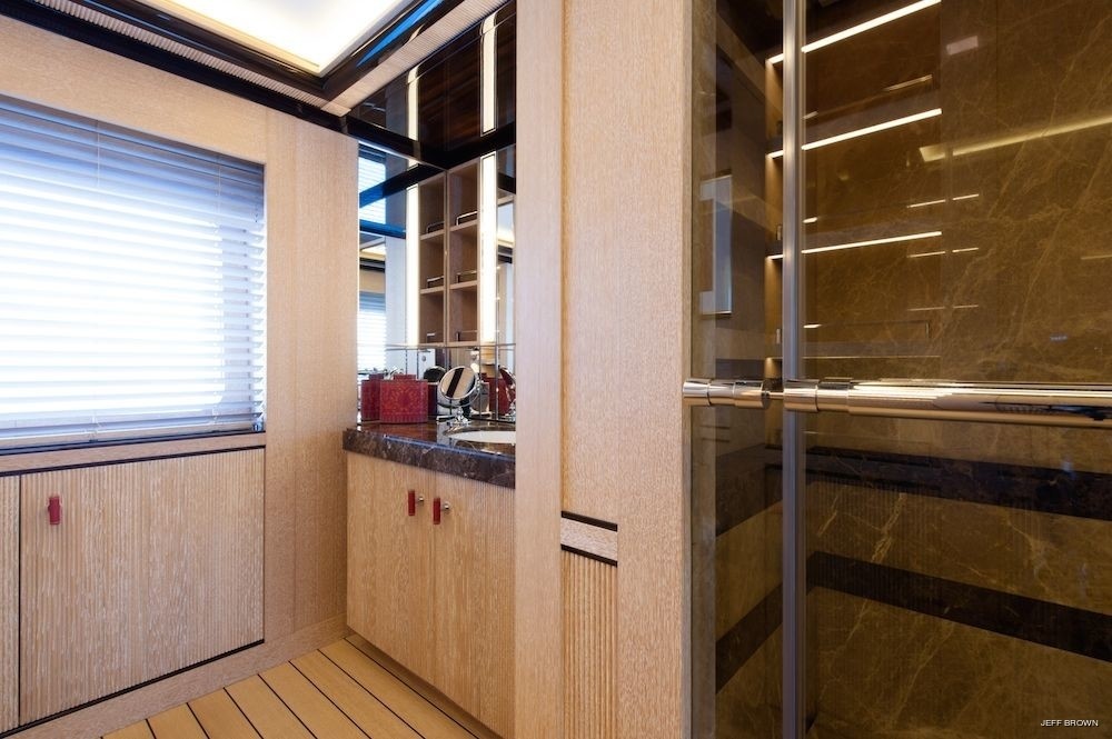 The 72m Yacht AXIOMA