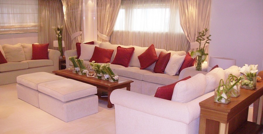 Sitting Zone: Yacht ELEGANT 007's Premier Saloon Pictured
