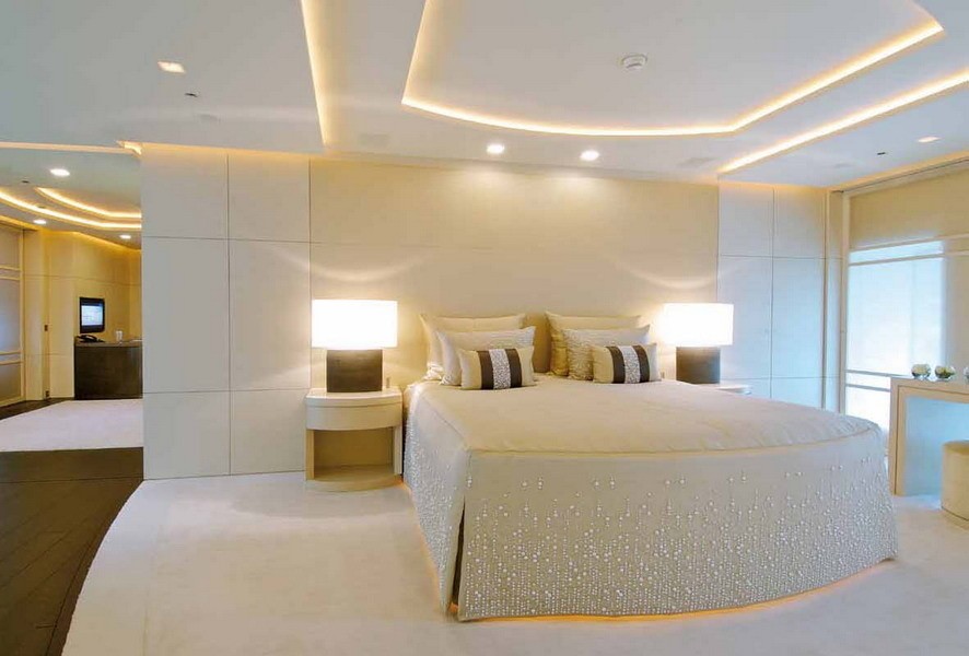 Berth: Yacht SIREN's Premier Cabin Pictured