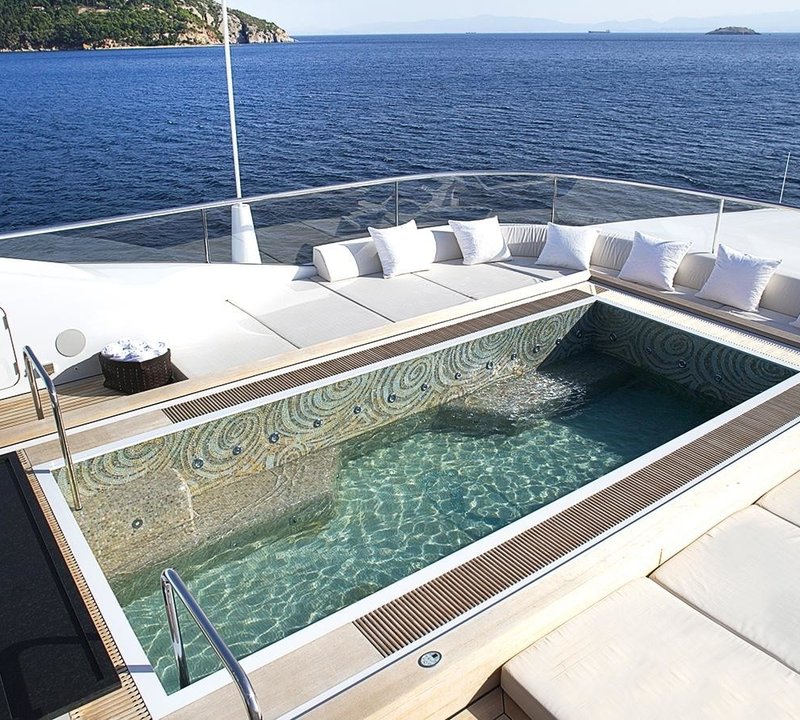 The 73m Yacht