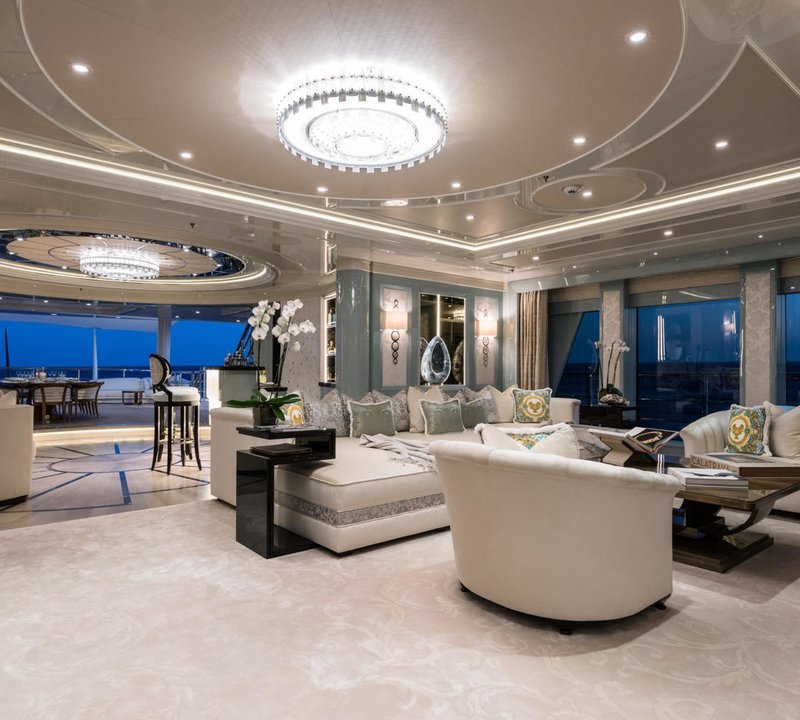 The 74m Yacht PLVS VLTRA