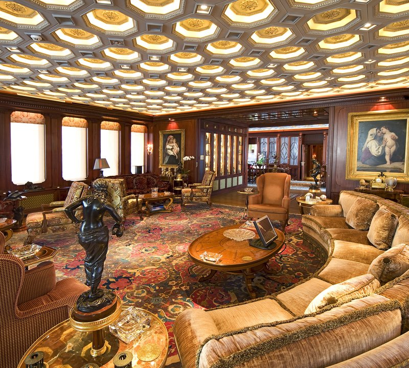 Sitting: Yacht SAMAR's Premier Saloon Photograph