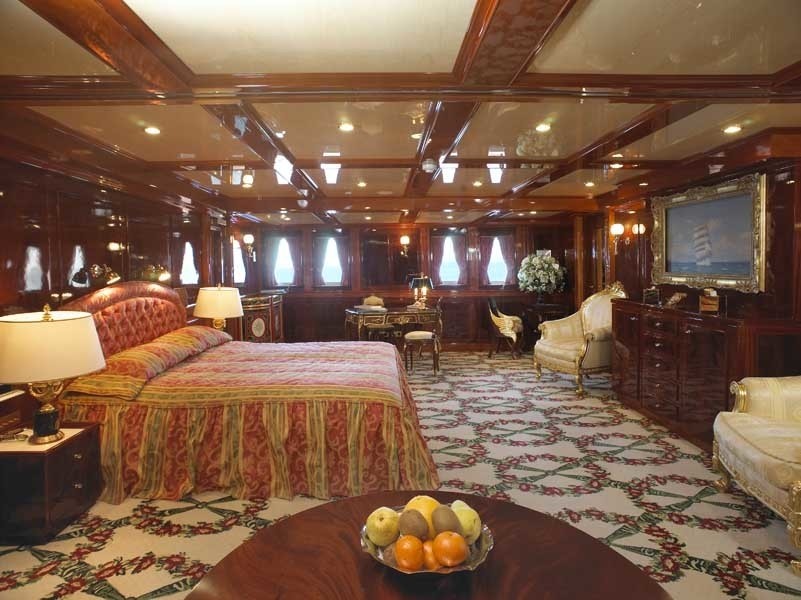 Main Master Cabin Aboard Yacht SS DELPHINE