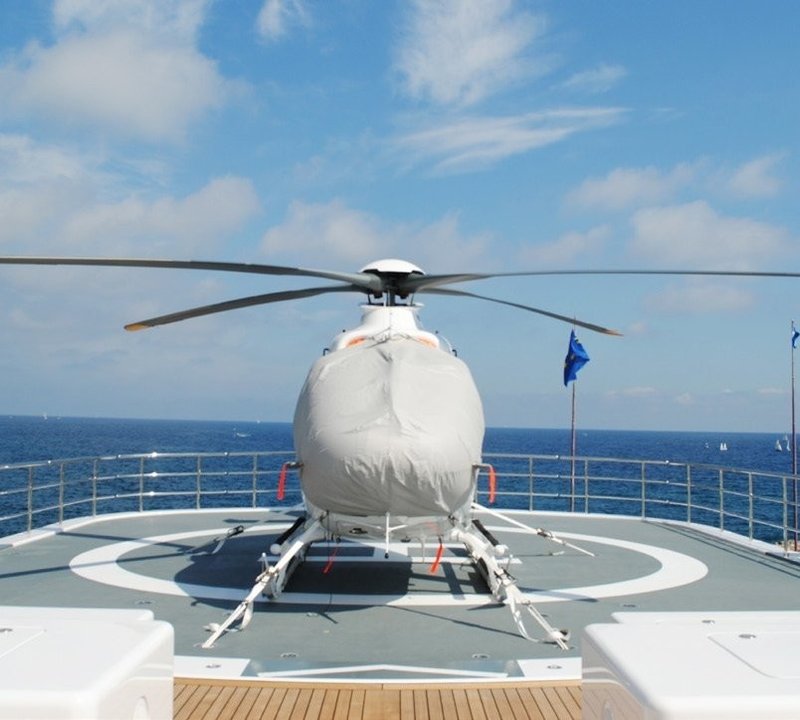The 81m Yacht AIR