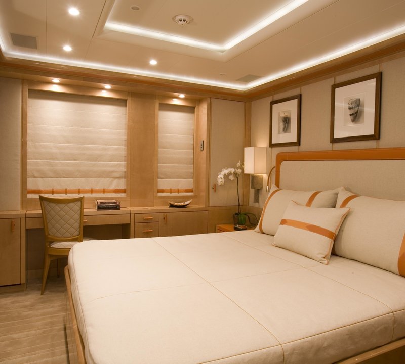 Double Sized Cabin On Yacht ALFA NERO