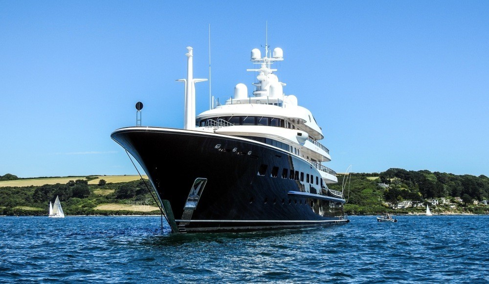 The 85m Yacht AQUILA