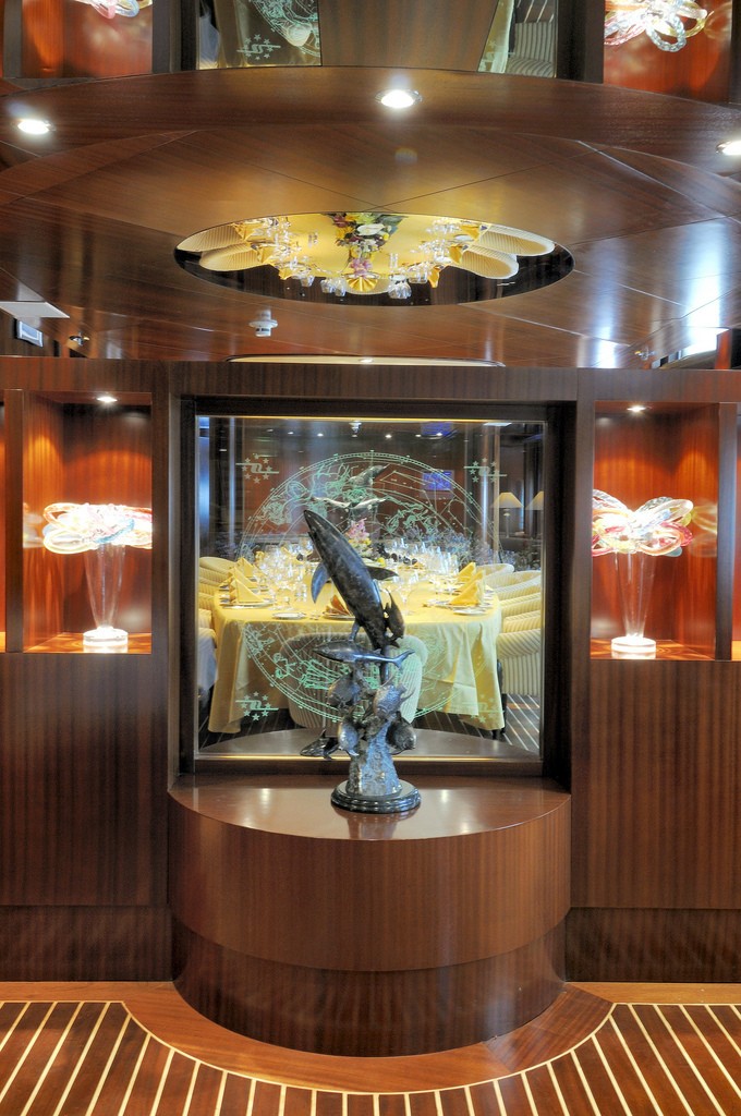 The 89m Yacht LAUREN L