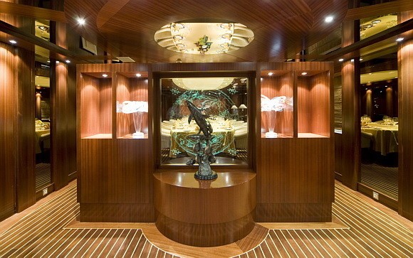 The 89m Yacht LAUREN L