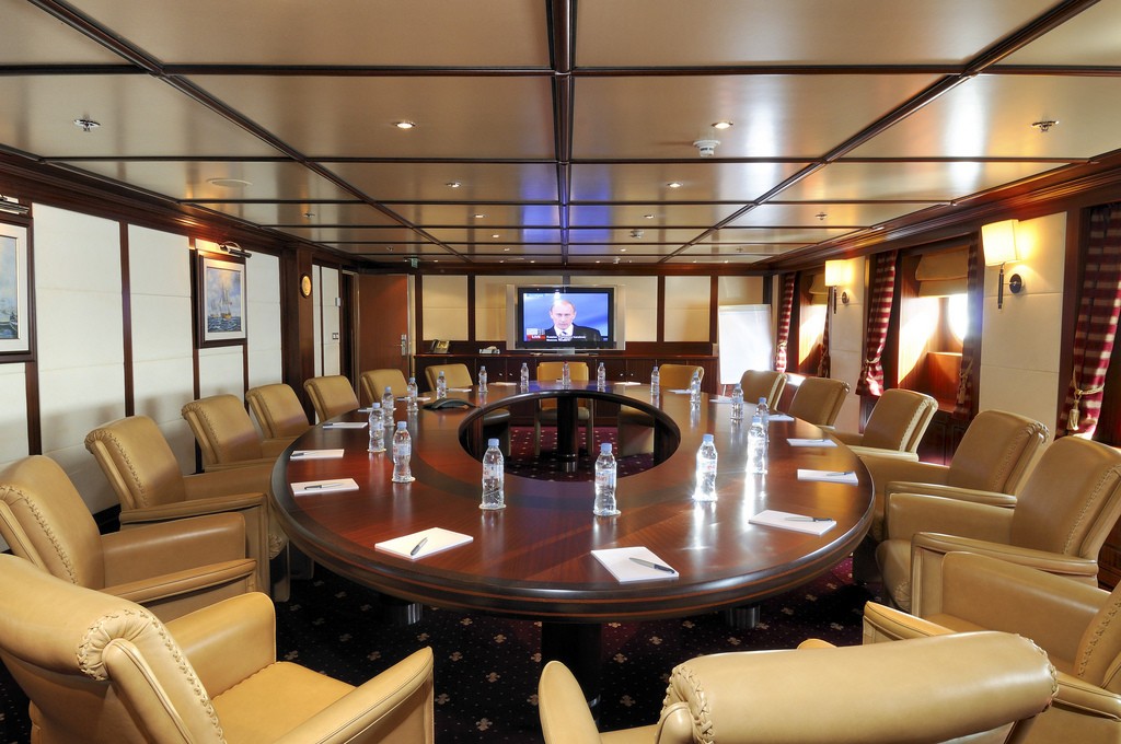 The 89m Yacht LAUREN L