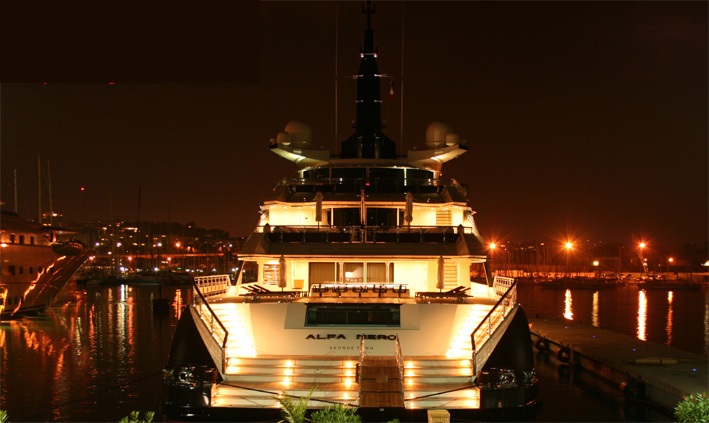 ALFA NERO By Night