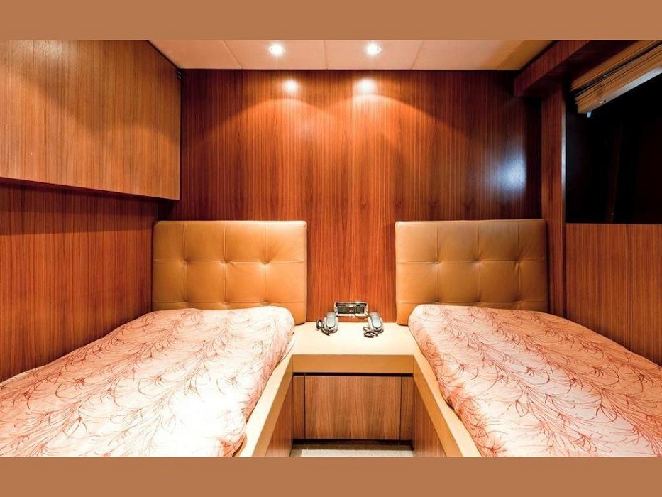 Twin Cabin