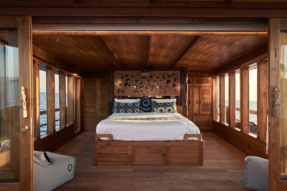 Guest cabin