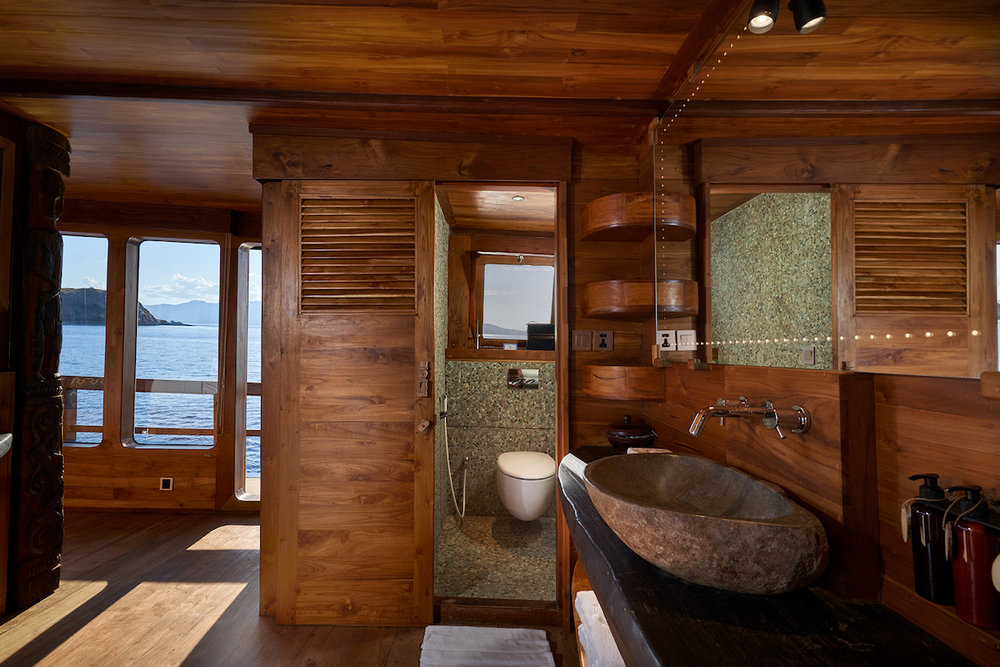 Cabin ensuite