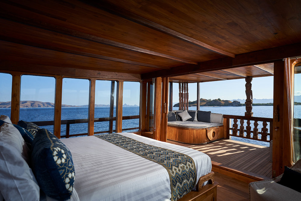 Guest cabin
