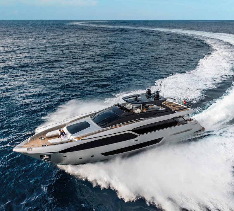 ARGO Riva 90 Yacht Running