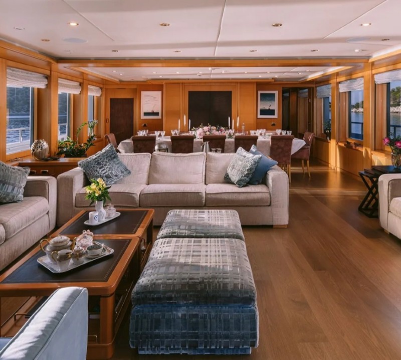 Main Salon