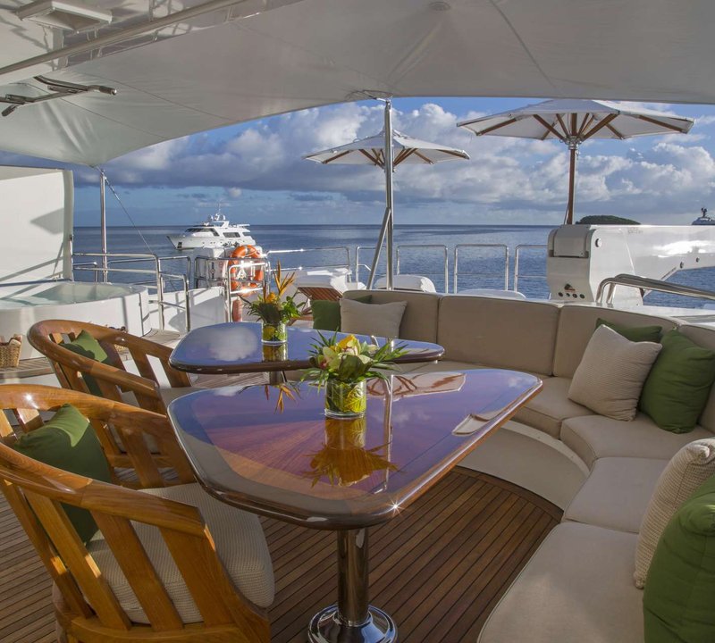 Alfresco Dining