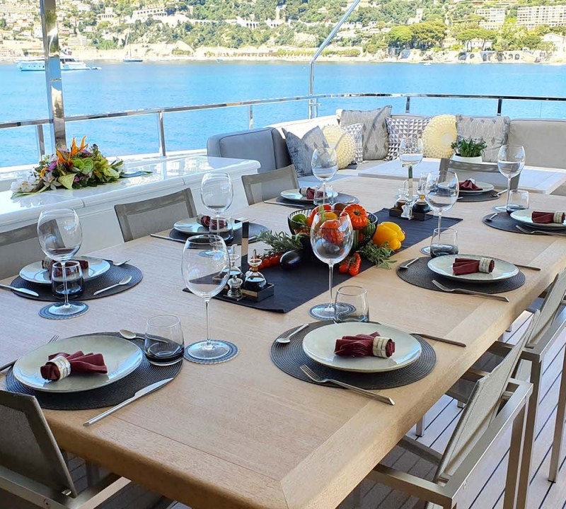 Alfresco Dining