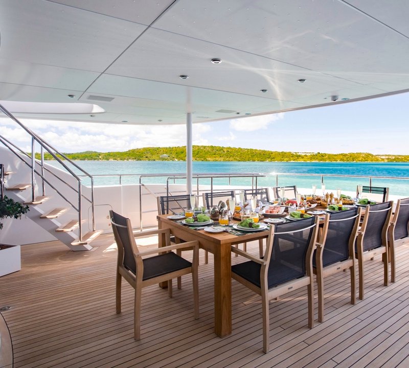 Alfresco Dining Upper Deck Aft