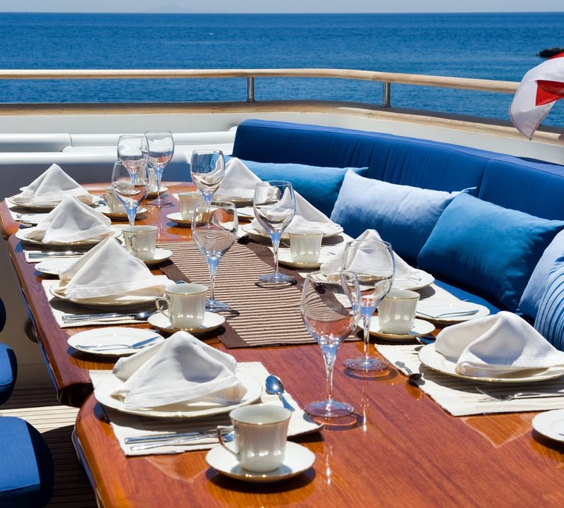 Alfresco Dining