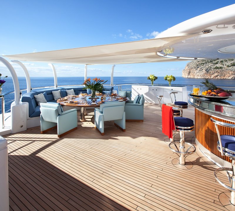 Amazing Al Fresco Dining Possibilities