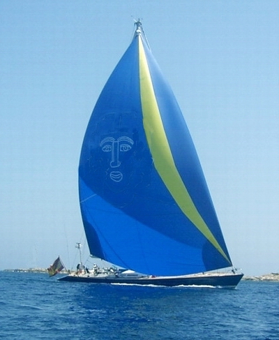 BAIURDO VI - Flying the Spinnaker