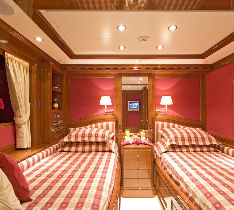 Twin Cabin