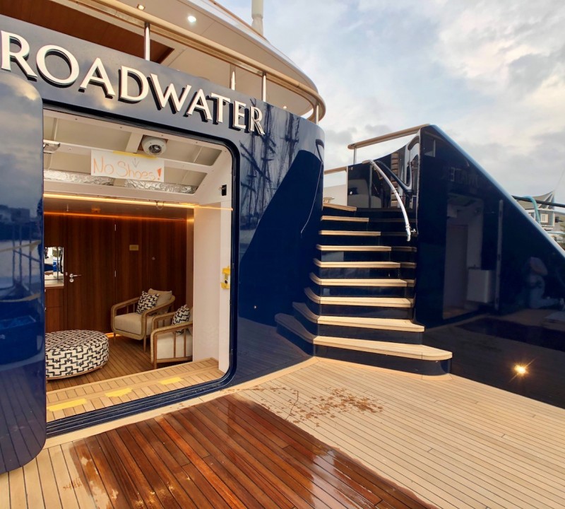 Broadwater Hull Conversion F Close To Delivery Of Huisfit Project
