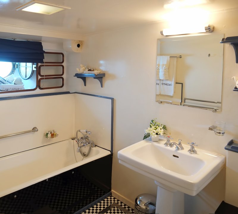 Guest Cabin