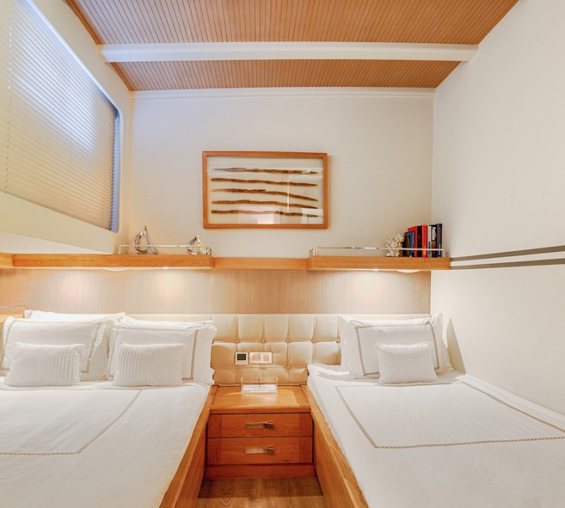 Triple Cabin