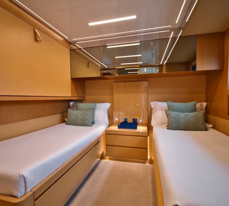 Cabin With The Double Bed