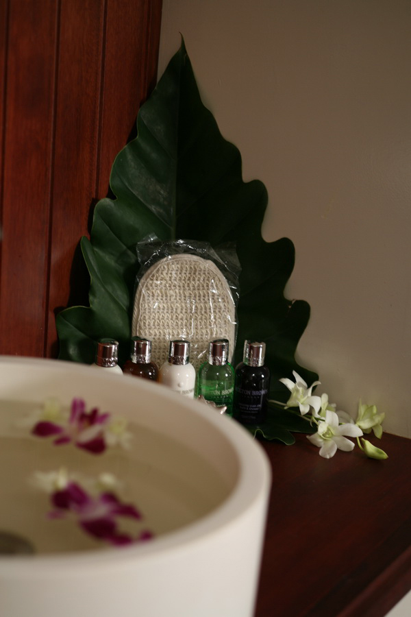Calisto - Ensuite Detail