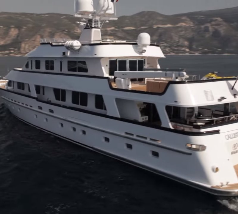 Callista - Exterior