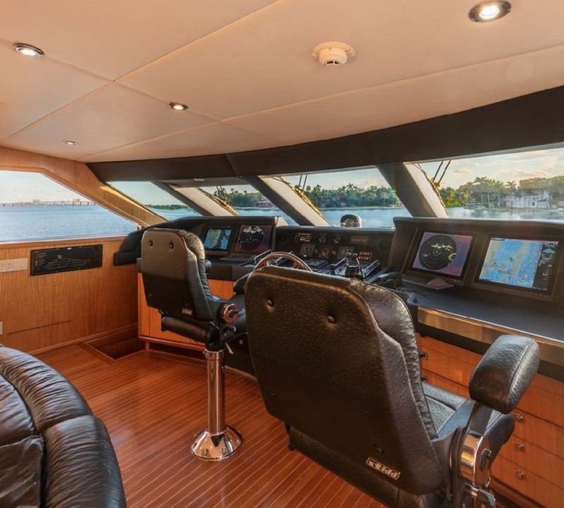 Captains Cabin