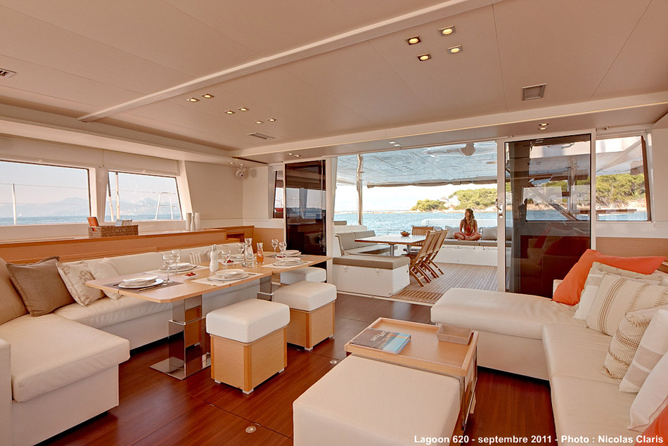 Catamaran DRAGON - Salon