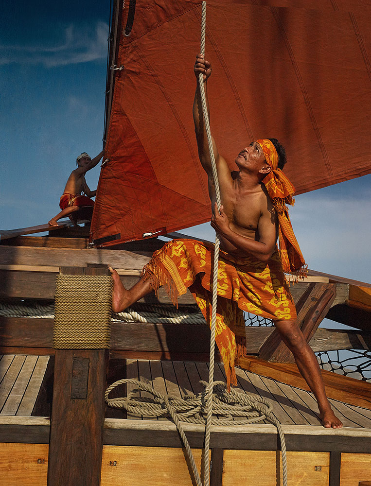Crew On Board SI DATU BUA